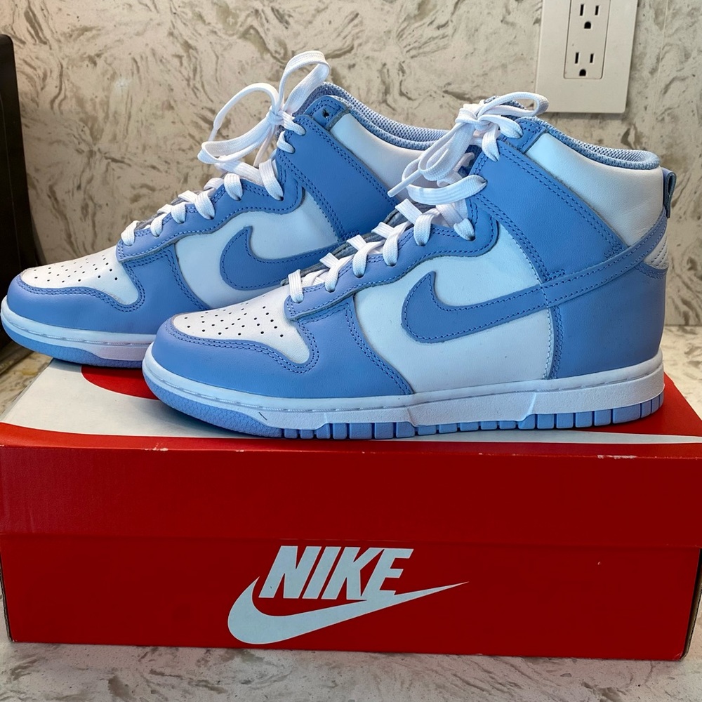 Blue Nike dunk high top, womens 6.5, Men’s size 5